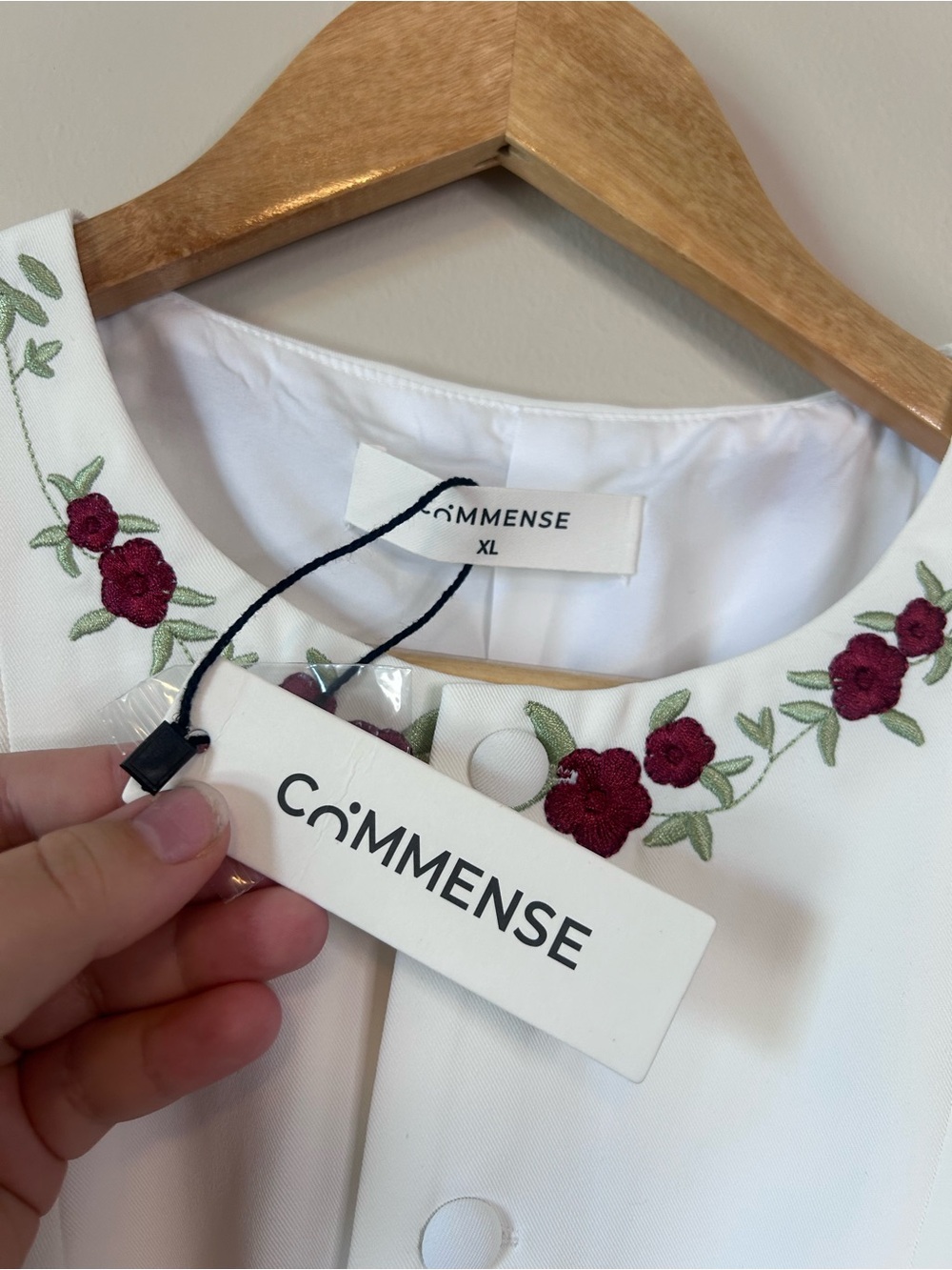 Commense White Embroidered Floral Button Front Mini Dress Size XL - Picture 5 of 8